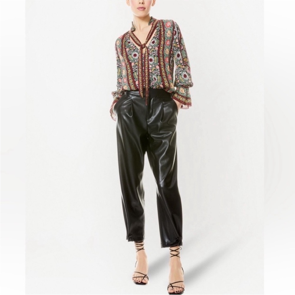 Alice + Olivia Reilly Ruffle Collar Blouse in Floral Pot Blk Multi, NWOT - Picture 3 of 8